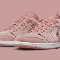 Air Jordan 1 Low SE Pink Velvet