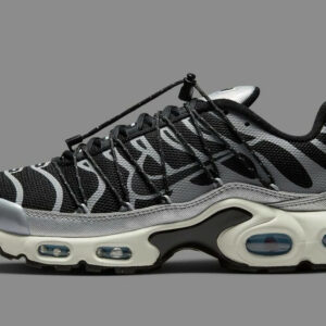 Nike Air Max Plus Toggle Black Silver