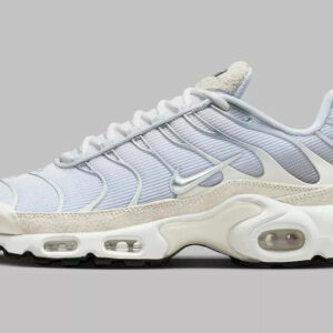 Nike Air Max Plus Sail Pure Platinum Silver