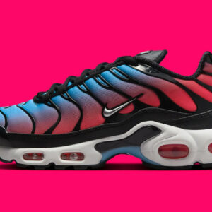 Nike Air Max Plus University Blue Light Crimson