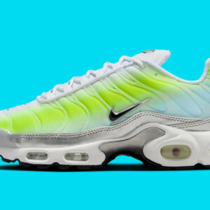 Nike Air Max Plus Cyber Glacier Blue Gradient