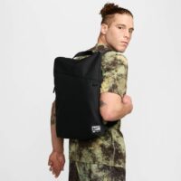 Nike Utility Fekete Hátiszák (17L)