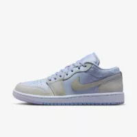 Jordan 1 Low Se Ghost Pearlized Quilt